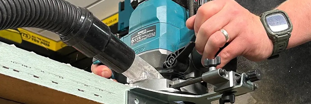 Makita RP001GZ02 40v Router